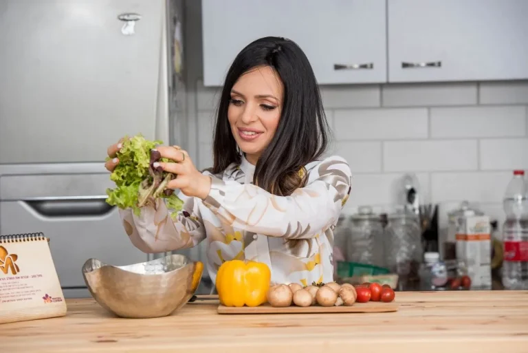 מזל כהן מבשלת בריא במטבח - איך להאיץ חילוף חומרים